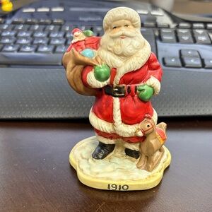 Santa Claus Figurine with Reindeer - Red and Green